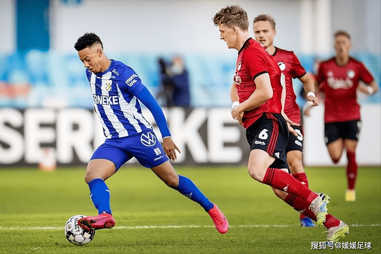 包含凯泽斯劳滕客场不敌美因茨，再遭败绩的词条