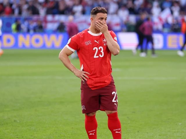 关于拜仁慕尼黑球员突破伤病困扰,回归训练场的信息 关于拜仁慕尼黑球员突破伤病困扰,回归训练场的信息