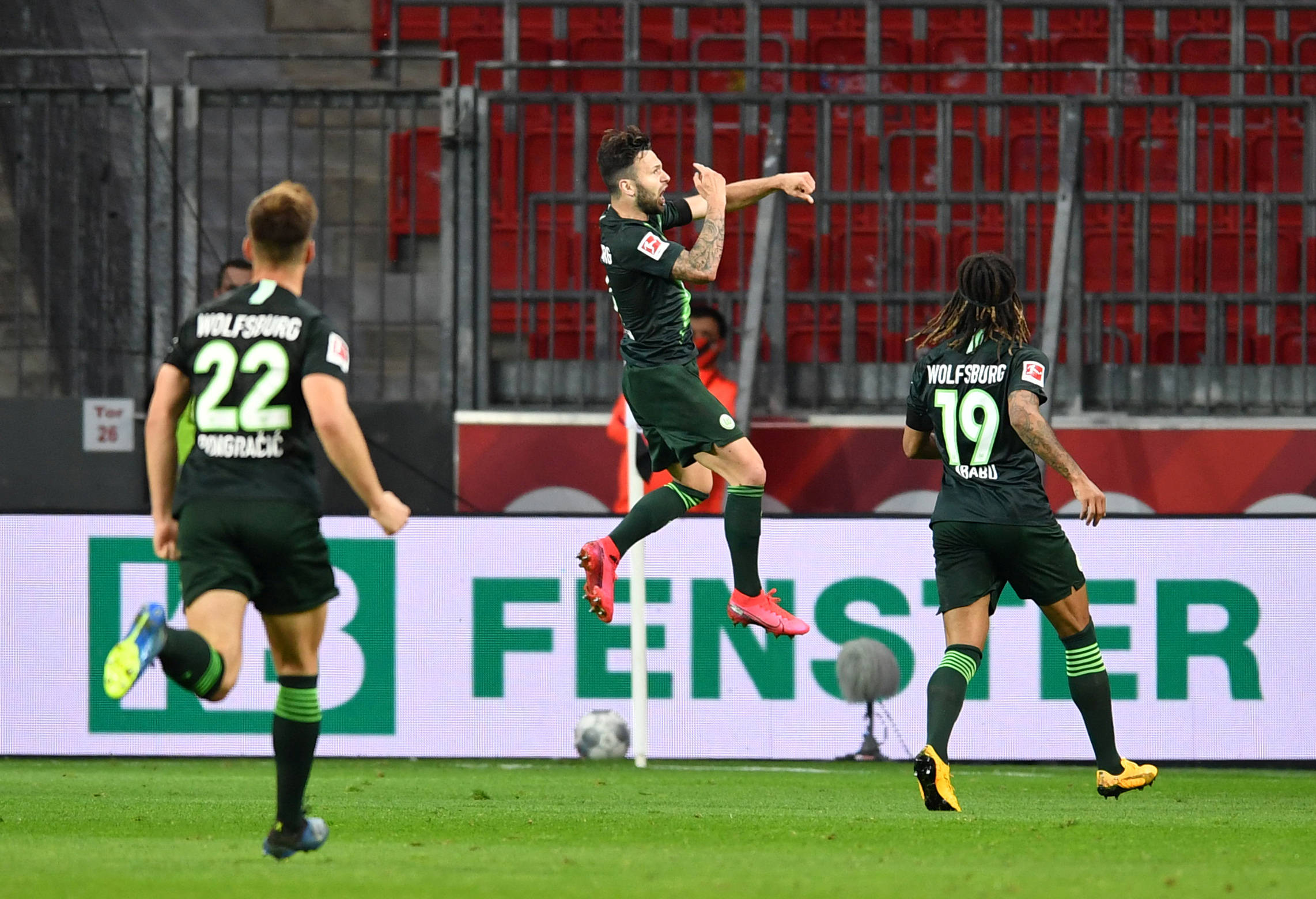 彰化沃尔夫斯堡备战防守与奥格斯堡的比赛的简单介绍