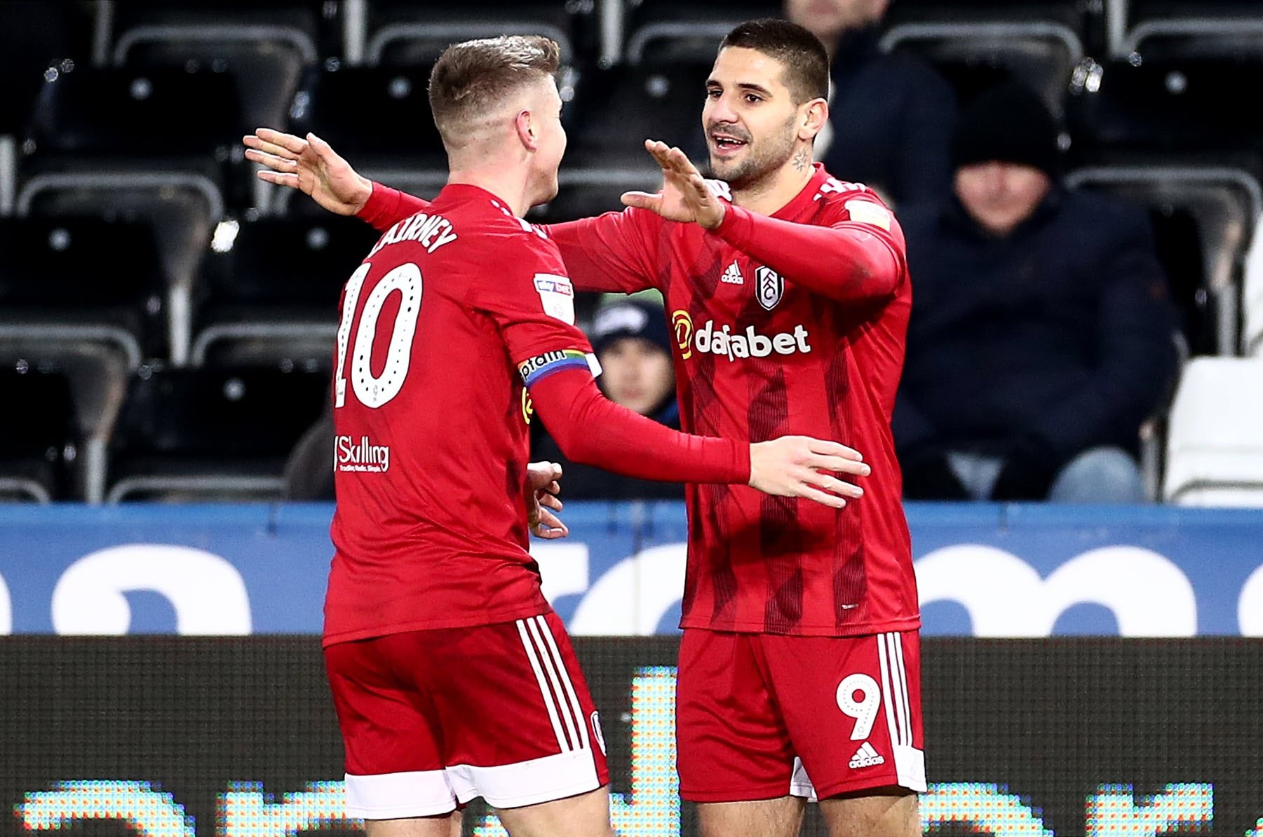 罗马尼亚豪取五连胜,小组出线前景光明的简单介绍 罗马尼亚豪取五连胜,小组出线前景光明的简单介绍