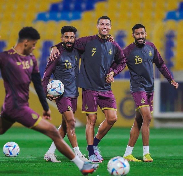 胜利之战：巴塞罗那豪夺三分，势如破竹