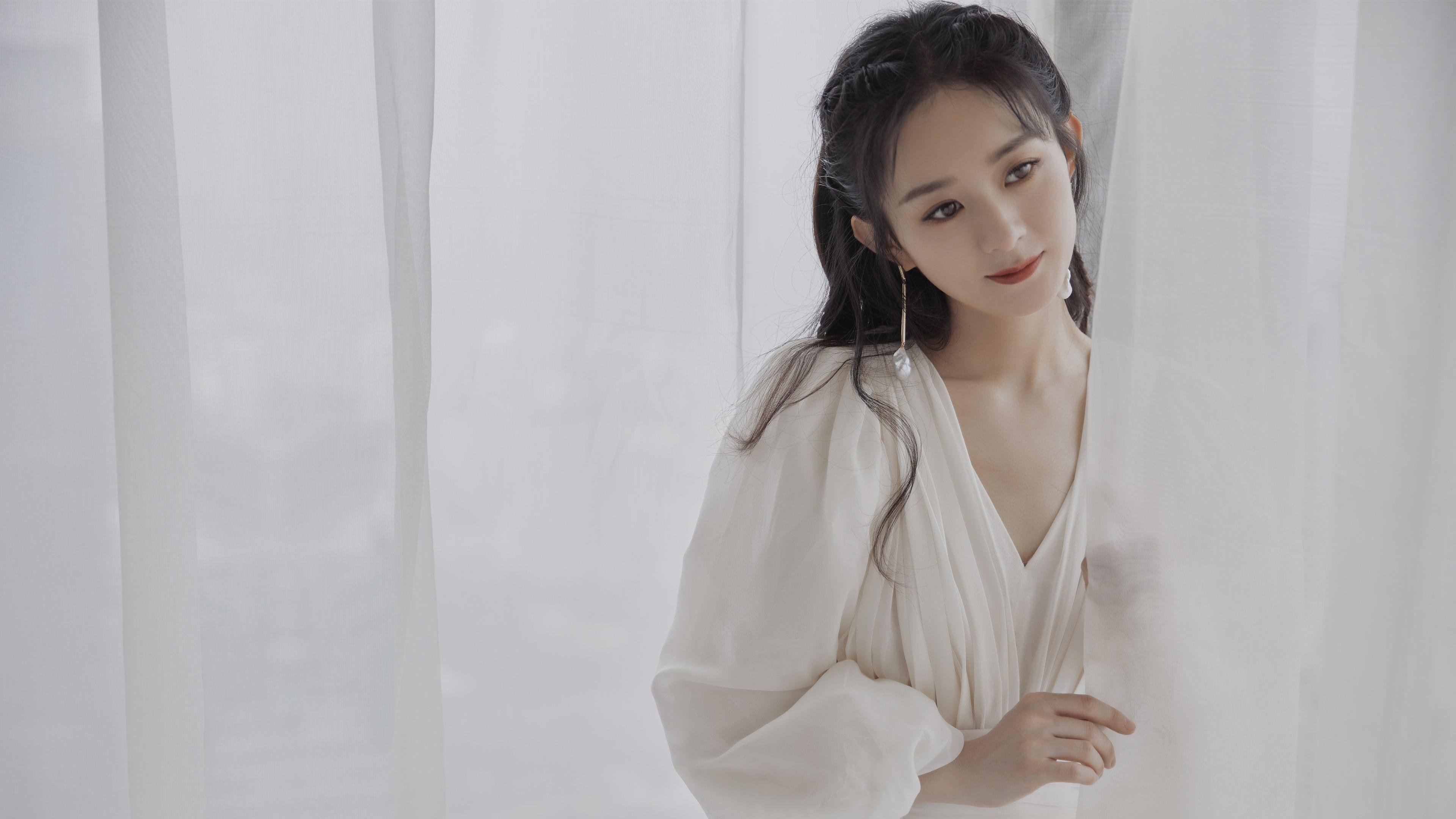 乔治37分逆转救赎,雄鹿加时险胜独行侠