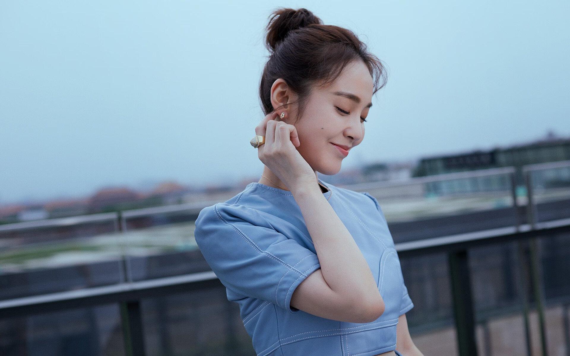 征服赛道与绿茵场，摩洛哥的团队胜利与劳塔罗的单圈定局