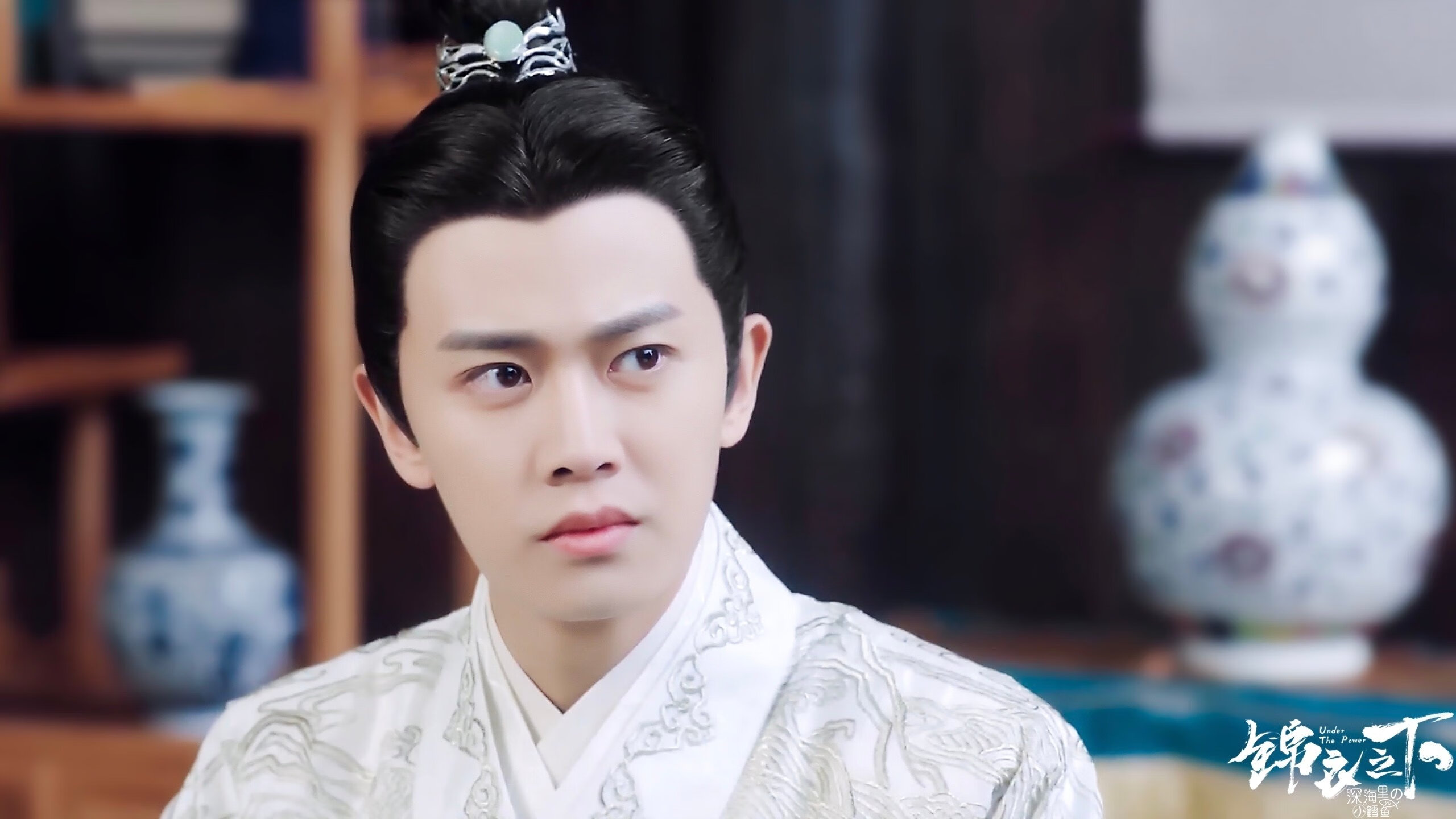 库里三分暴雨破铁桶，勇士险胜灰熊